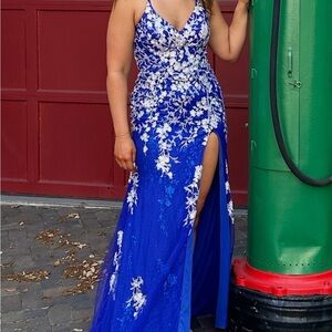 Elegant Blue Floral Evening Gown